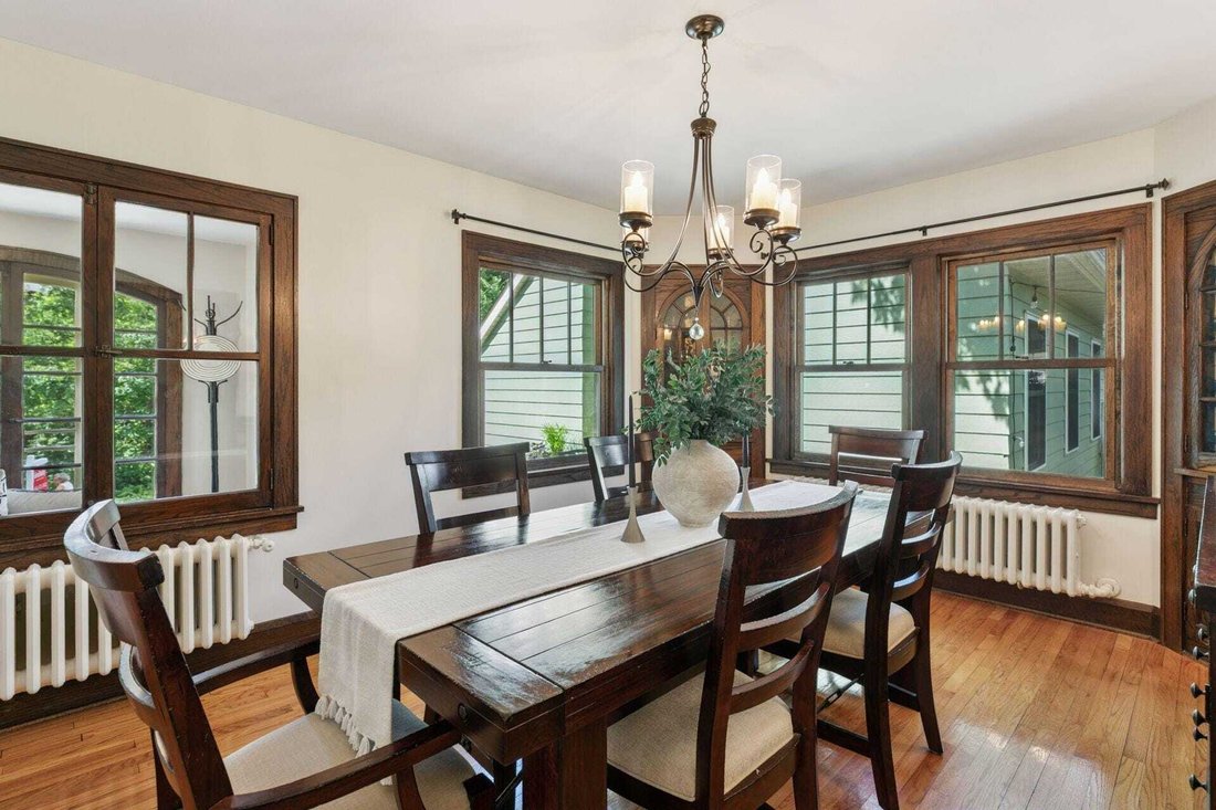 House in Wayzata, Minnesota, United States 3 - 18564671
