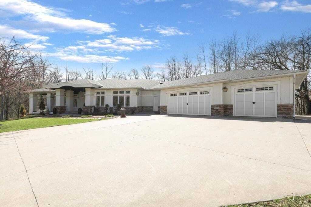 House in Prior Lake, Minnesota, United States 3 - 18564666