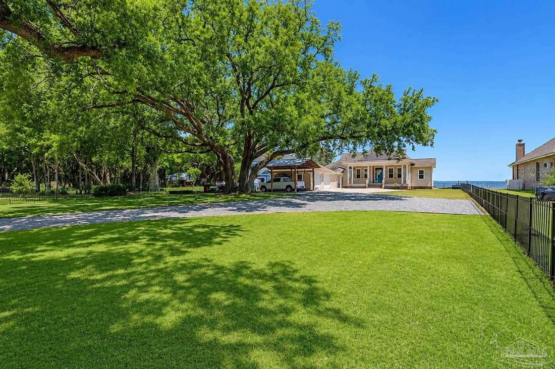House in Milton, Florida, United States 3 - 17765437
