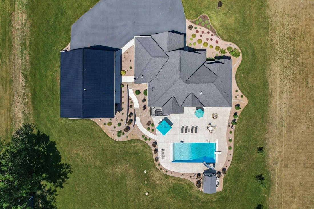 House in Annandale, Minnesota, United States 2 - 18564667