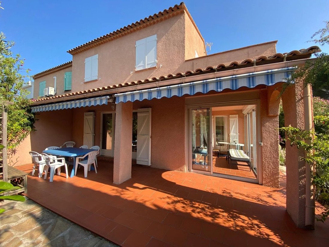 House in Centre, Bormes-les-Mimosas, France 1 - 18558142