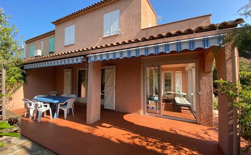 House in Centre, Bormes-les-Mimosas, France 1