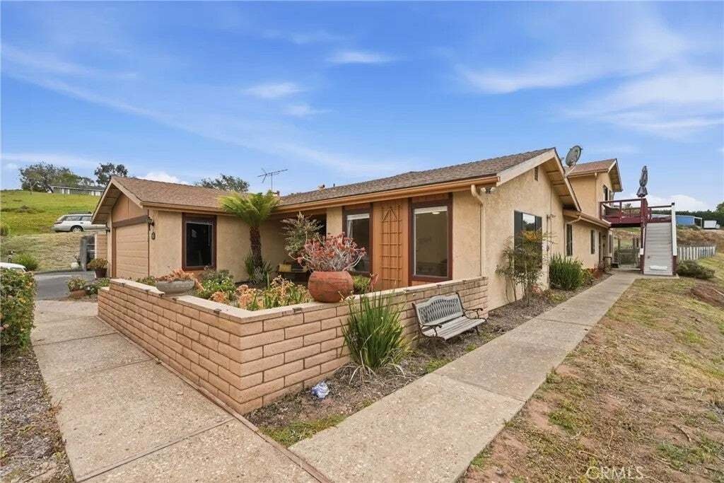 Arroyo Grande, California, United States 1 - 18562420