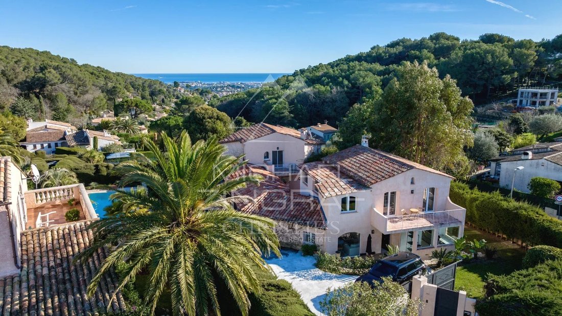 House in Riquebonne-Ferratone-Pizou, Vallauris, France 1 - 12037807