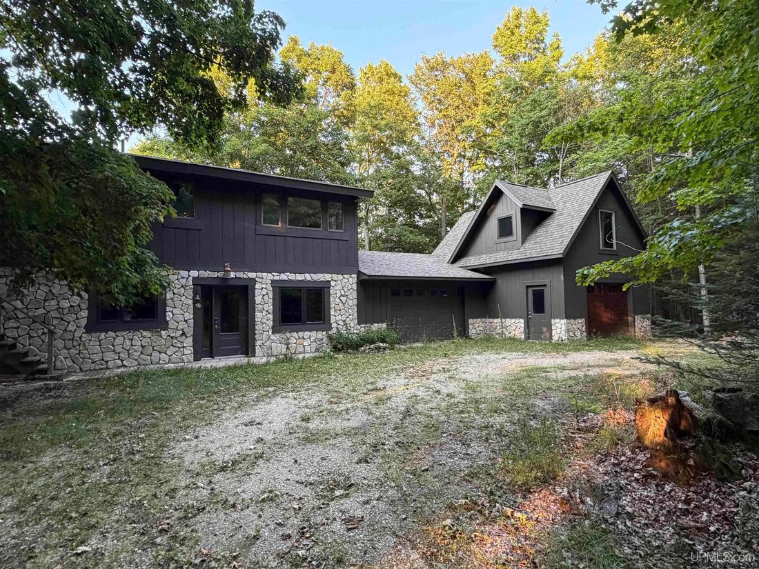 House in Garden, Michigan, United States 4 - 18561396