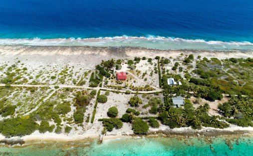 Estate in Fakarava, French Polynesia 1