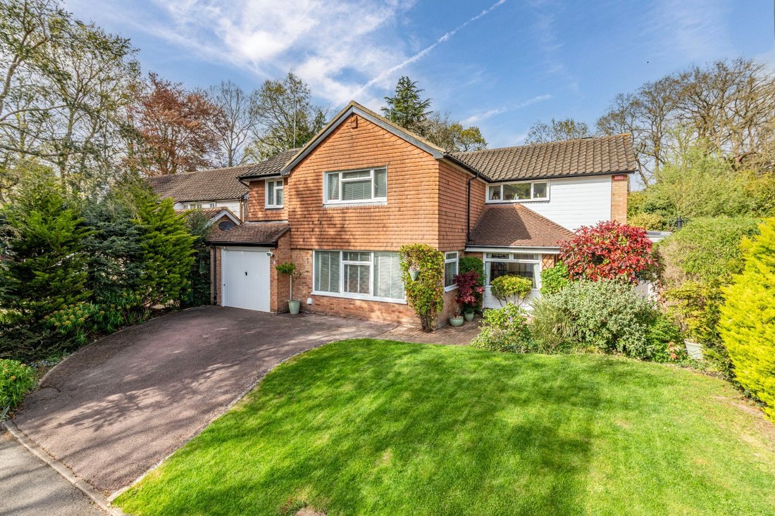 House in Pyrford Green, Woking, England 1 - 18564868