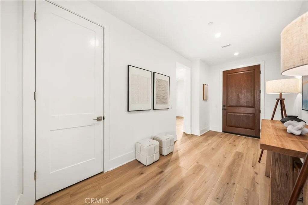 House in Irvine, California, United States 3 - 18559077