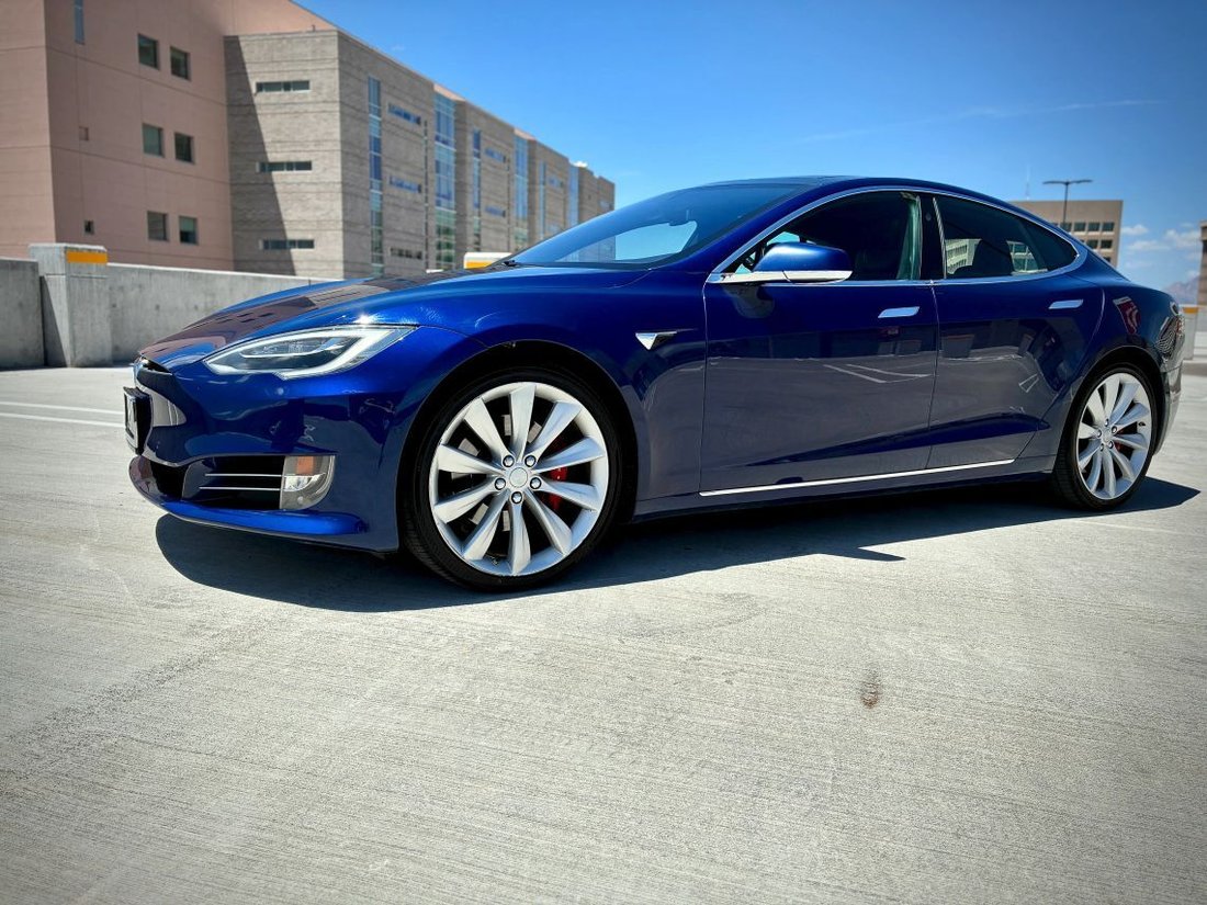 Sedan in Tucson, AZ, United States 5 - 18560147