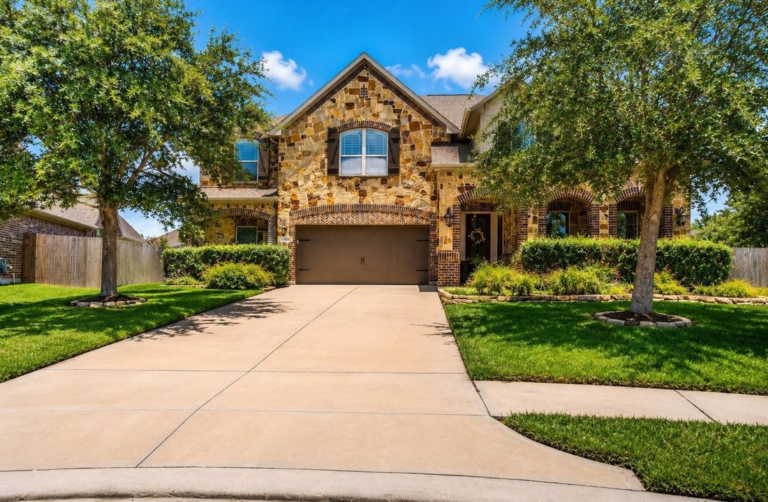 House in Friendswood, Texas, United States 1 - 18559555