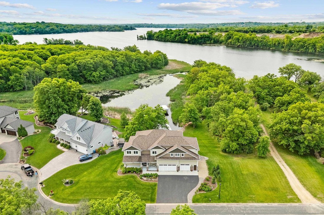 House in Lakeville, Minnesota, United States 1 - 18564789