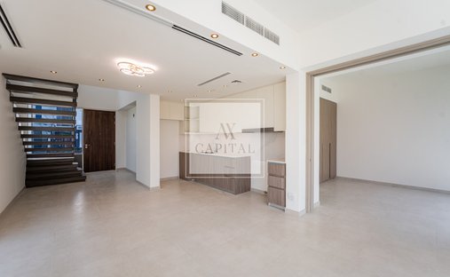Townhouse in Jumeirah, Dubai, United Arab Emirates 1