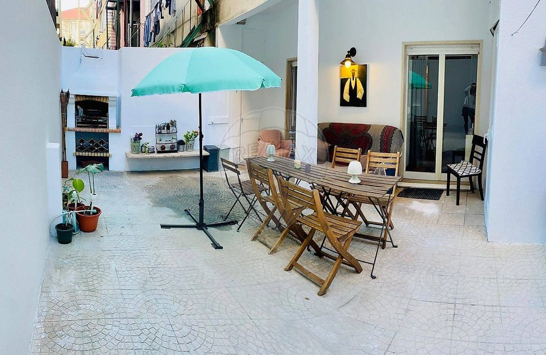 Apartment in Arroios, Lisbon, Portugal 2 - 17258768