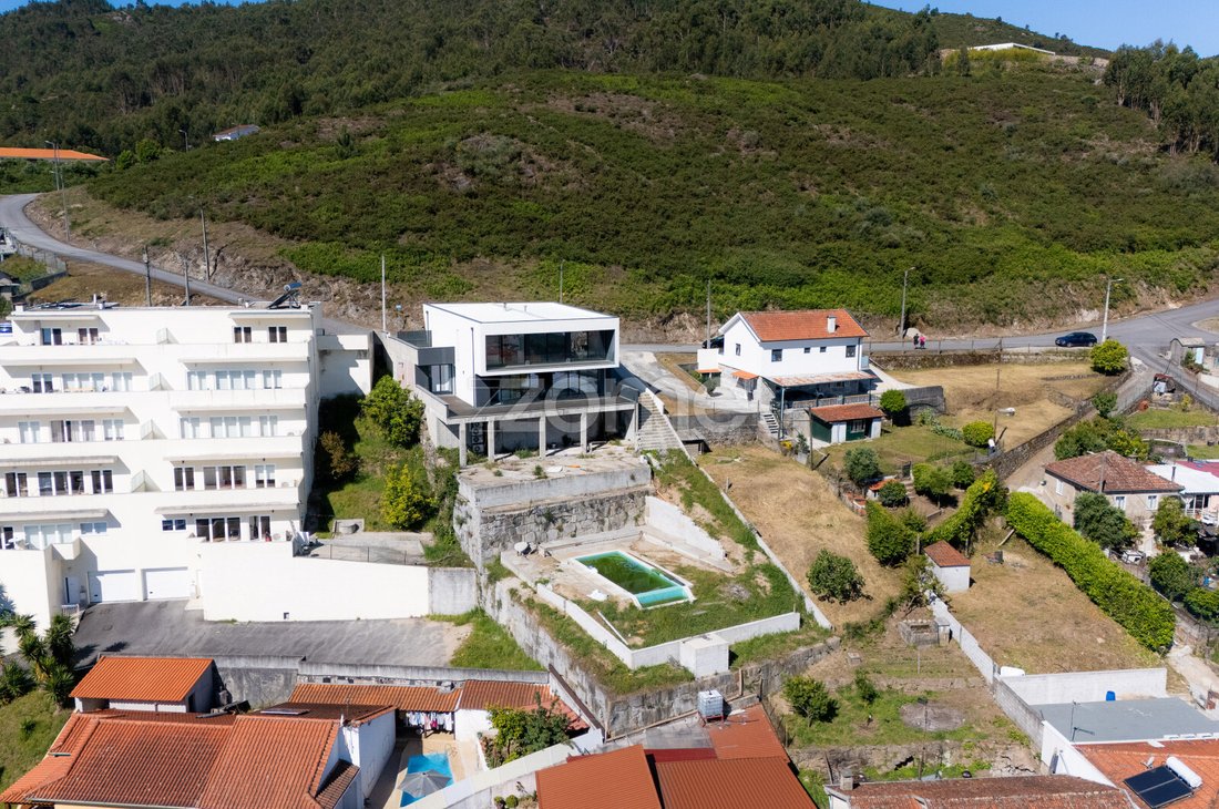 House in Santa Eulalia, Braga, Portugal 1 - 18563527