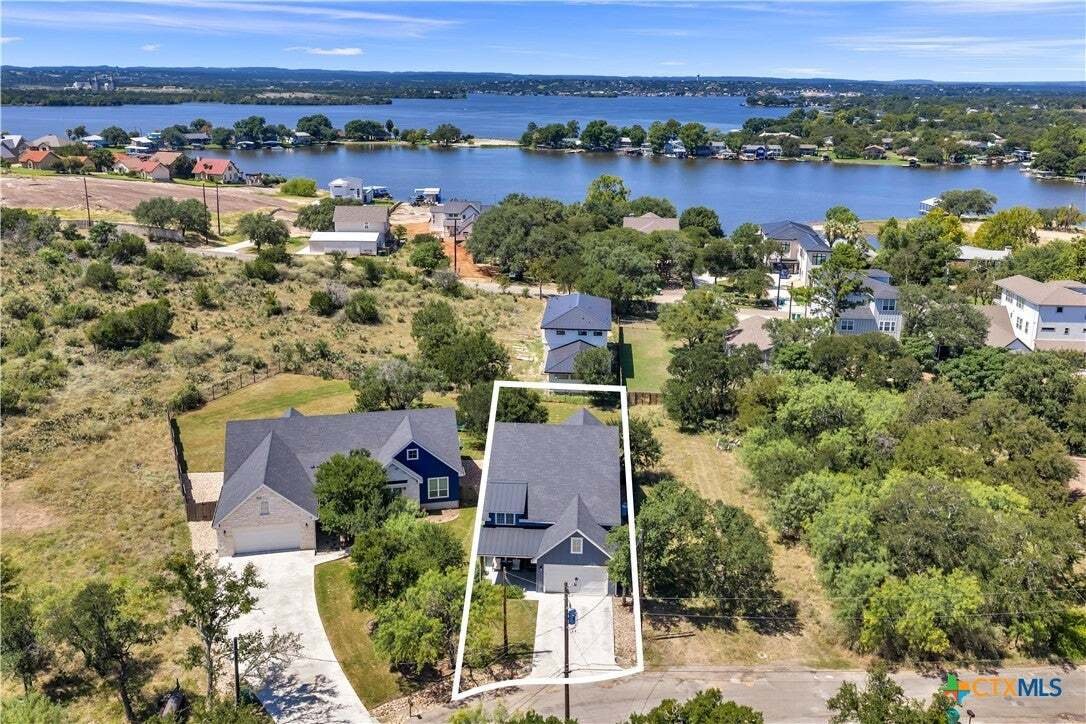 House in Marble Falls, Texas, United States 3 - 18561089
