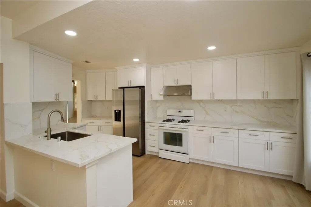 House in Irvine, California, United States 3 - 18559333