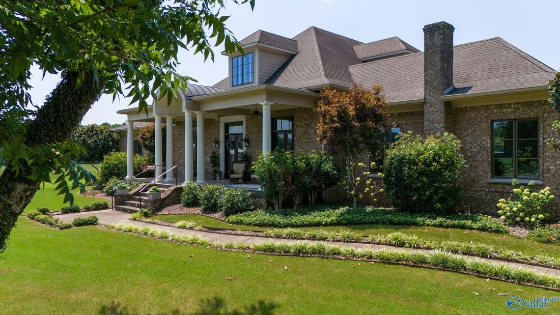 House in Gurley, Alabama, United States 4 - 17052002