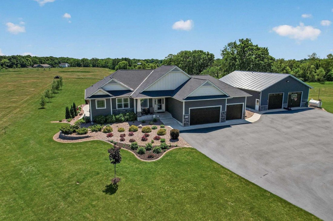 House in Annandale, Minnesota, United States 3 - 18564667
