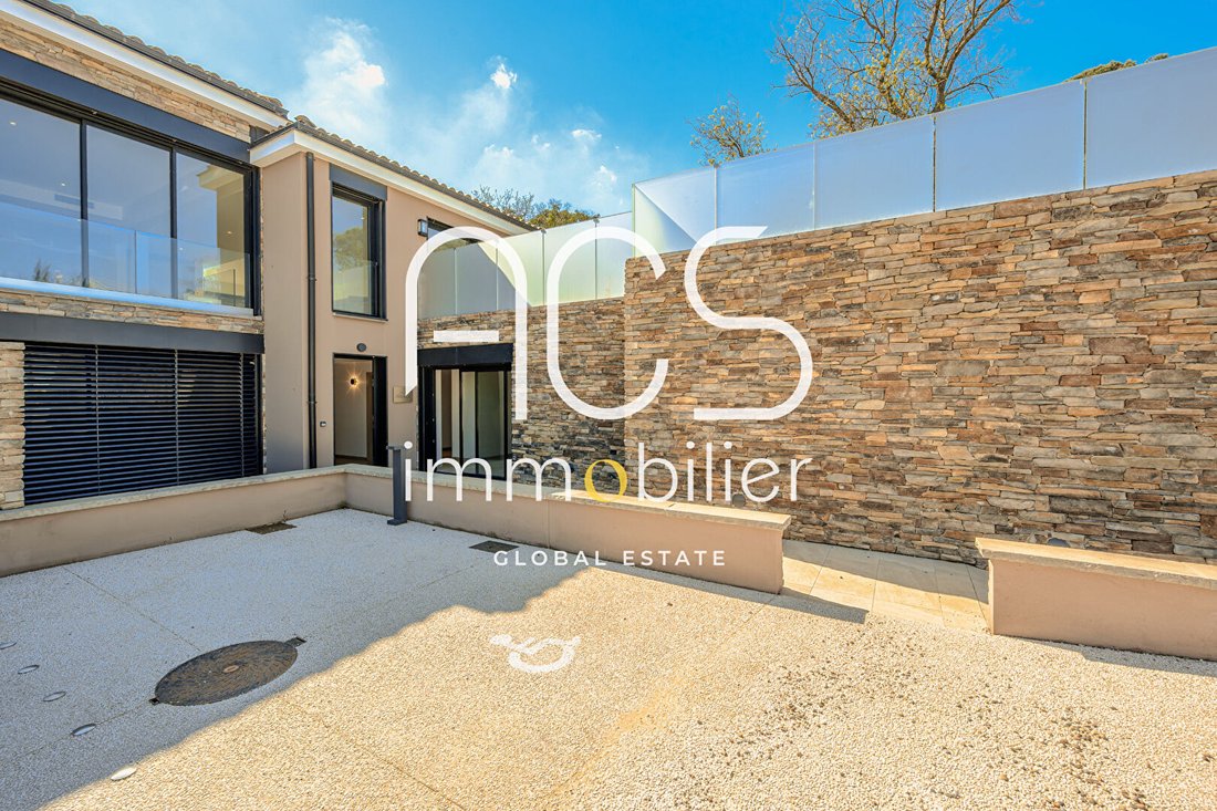 Villa in Gassin, Provence-Alpes-Côte d'Azur, France 4 - 18563813