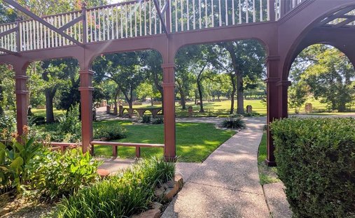 House in Lancaster, Texas, United States 1