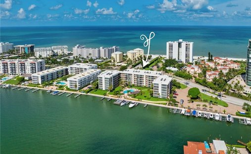Condo in Naples, Florida, United States 1