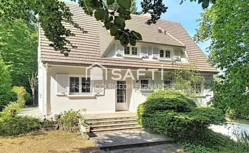 House in Gouvieux, Hauts-de-France, France 1