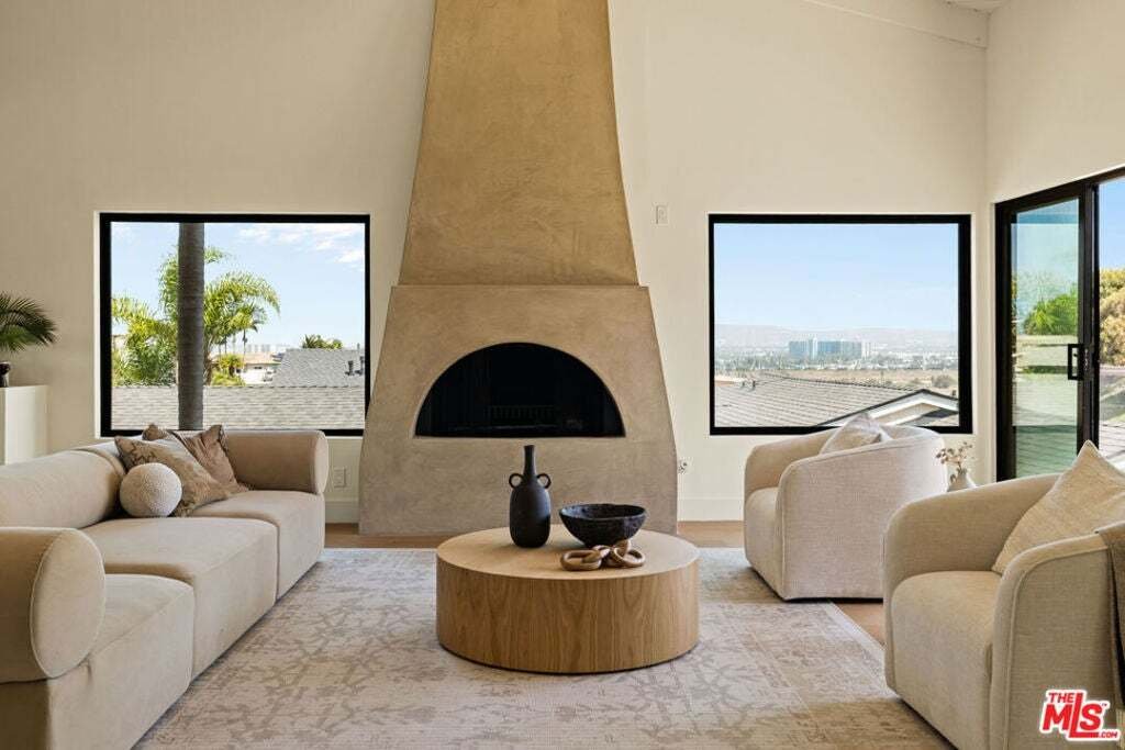 House in Los Angeles, California, United States 1 - 18565279