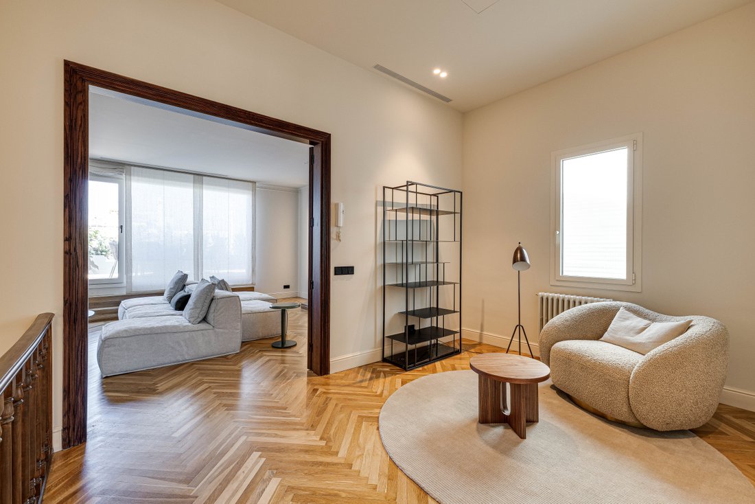 Apartment in Eixample, Barcelona, Spain 2 - 18566286