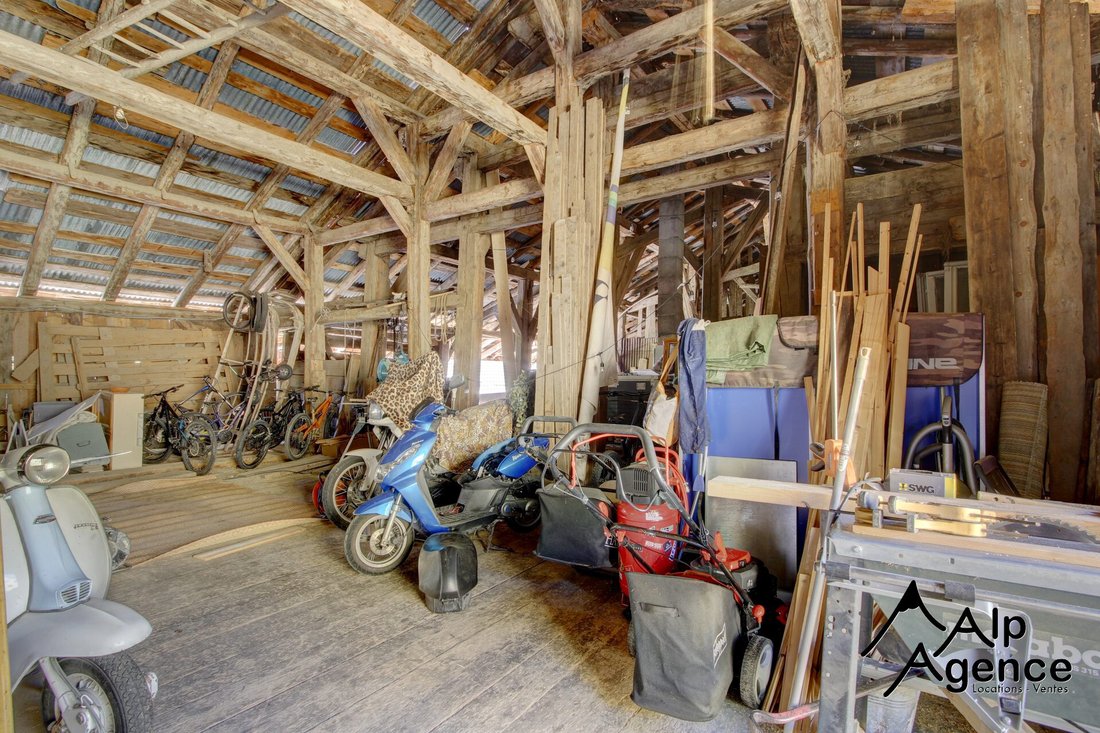 Farm Ranch in Les Gets, Auvergne-Rhône-Alpes, France 4 - 18564353