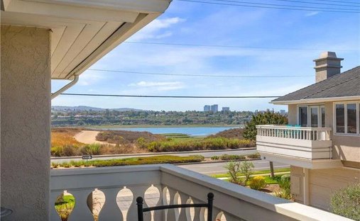 Condo in Costa Mesa, California, United States 1