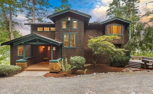 House in Port Ludlow, Washington, United States 1