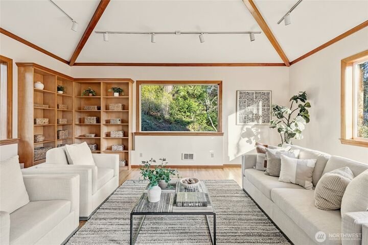 House in Lake Forest Park, Washington, United States 2 - 18564470