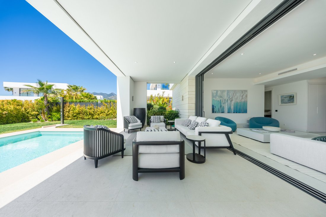 Villa in Rio Real, Marbella, Andalusia 3 - 18565237