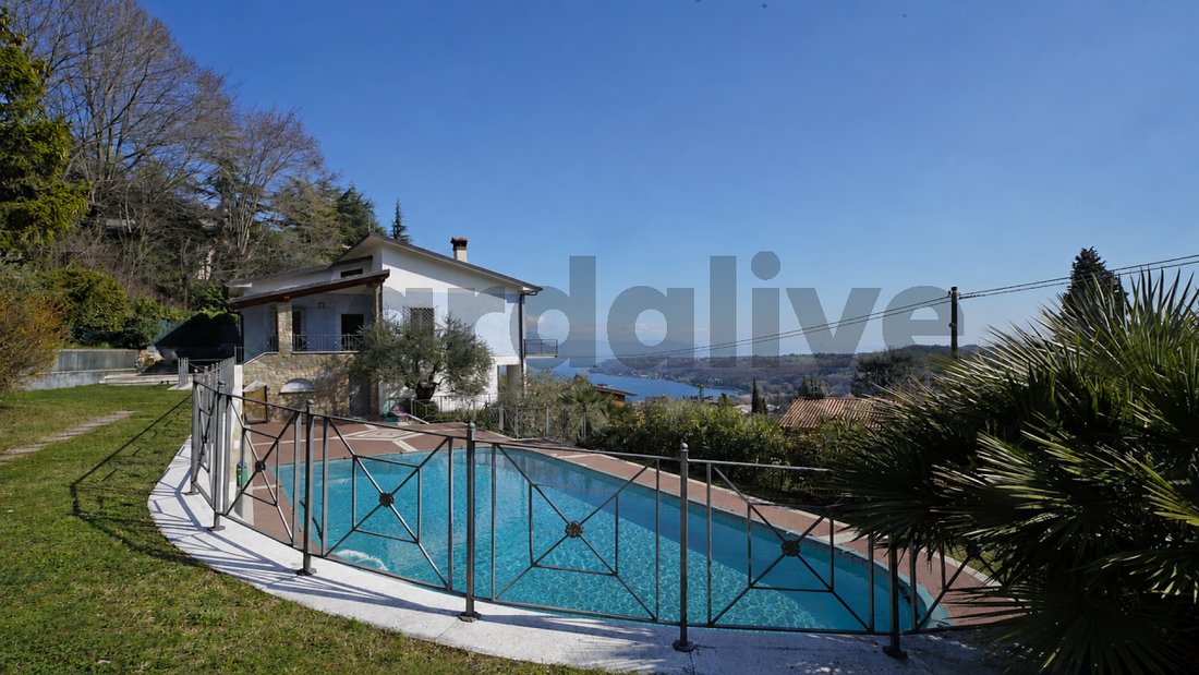 House in Salo, Lombardy, Italy 1 - 18563485