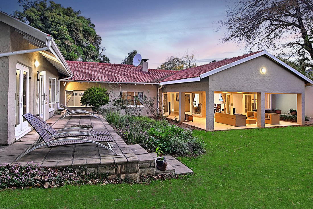 House in Hyde Park, Gauteng, South Africa 4 - 18560282