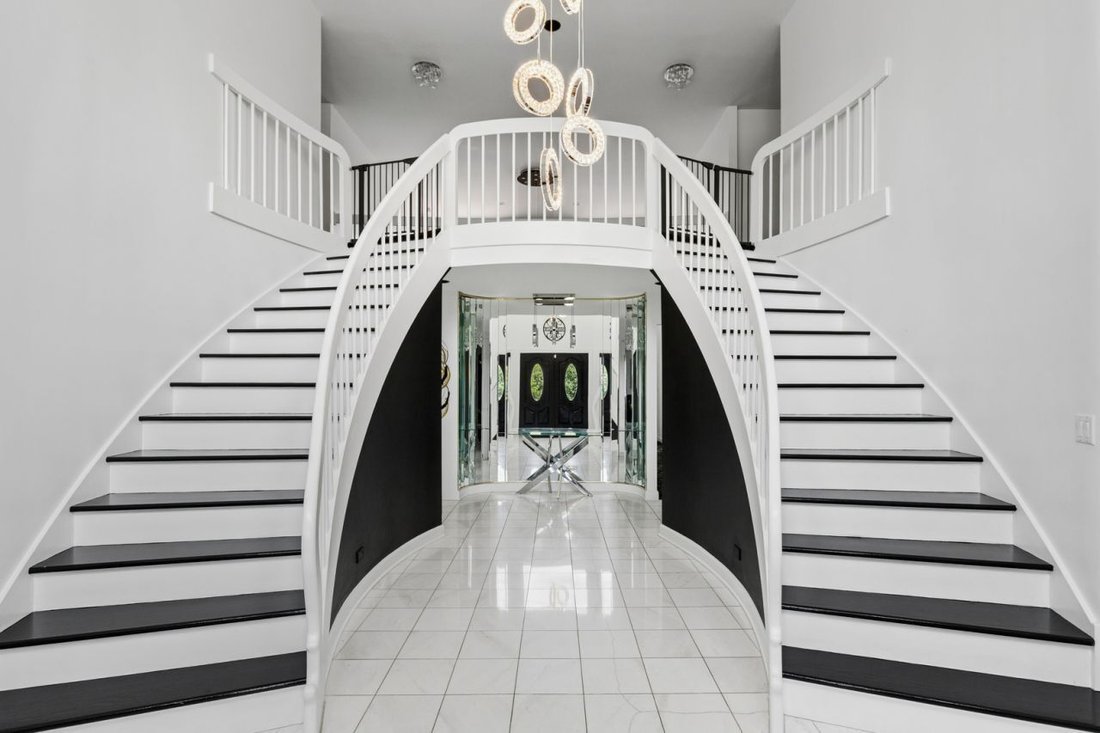 House in Orland Park, Illinois, United States 4 - 18564155