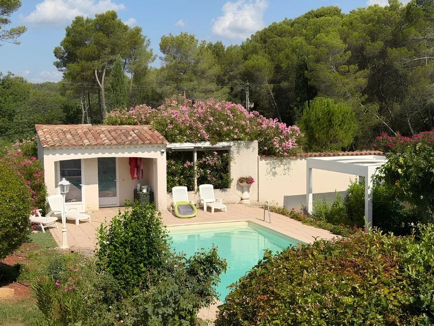House in Flayosc, Provence-Alpes-Côte d'Azur, France 4 - 18559824
