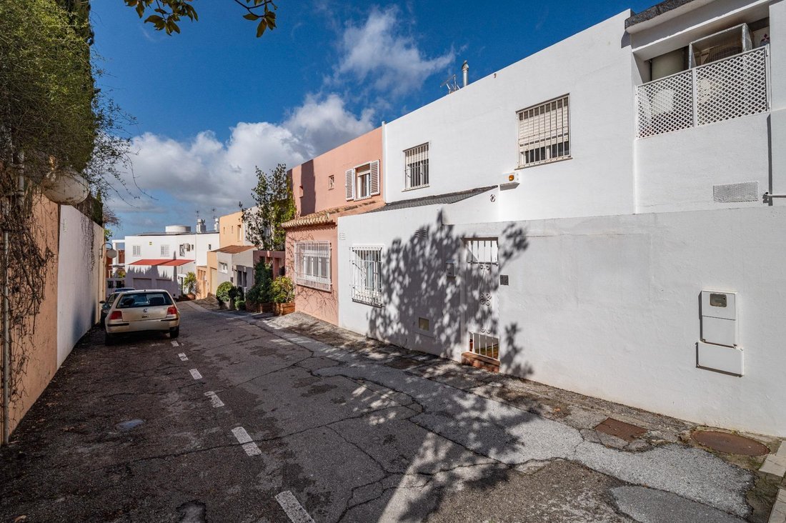 Genil, Granada, Spain 1 - 18565721