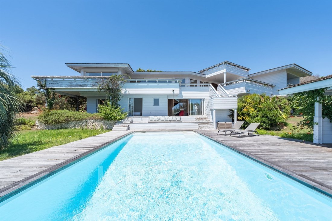 Villa in Bonifacio / Bunifaziu, Corsica, France 1 - 18560302