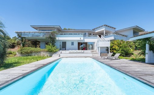 Villa in Bonifacio / Bunifaziu, Corsica, France 1