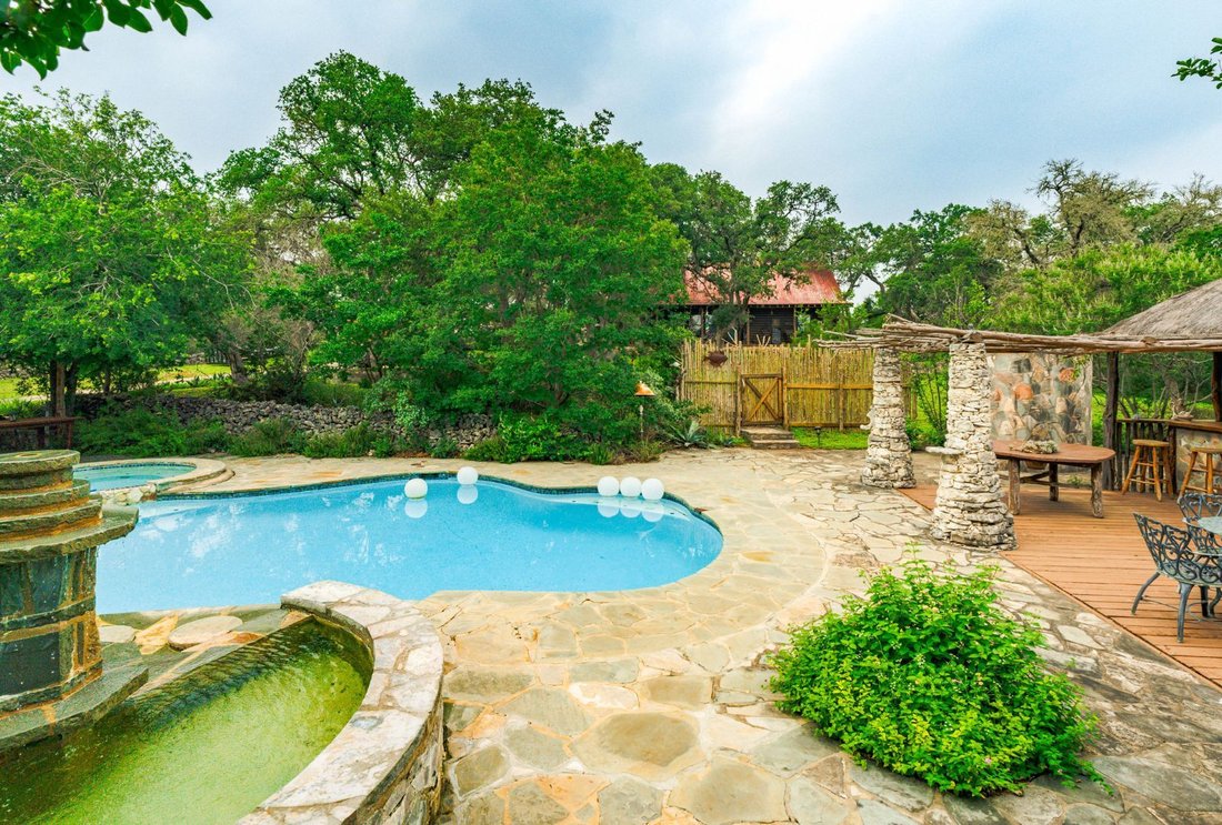 House in Wimberley, Texas, United States 2 - 16984126