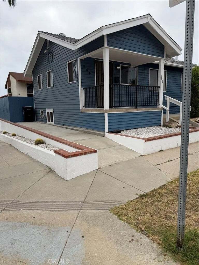 Los Angeles, California, United States 4 - 18562397