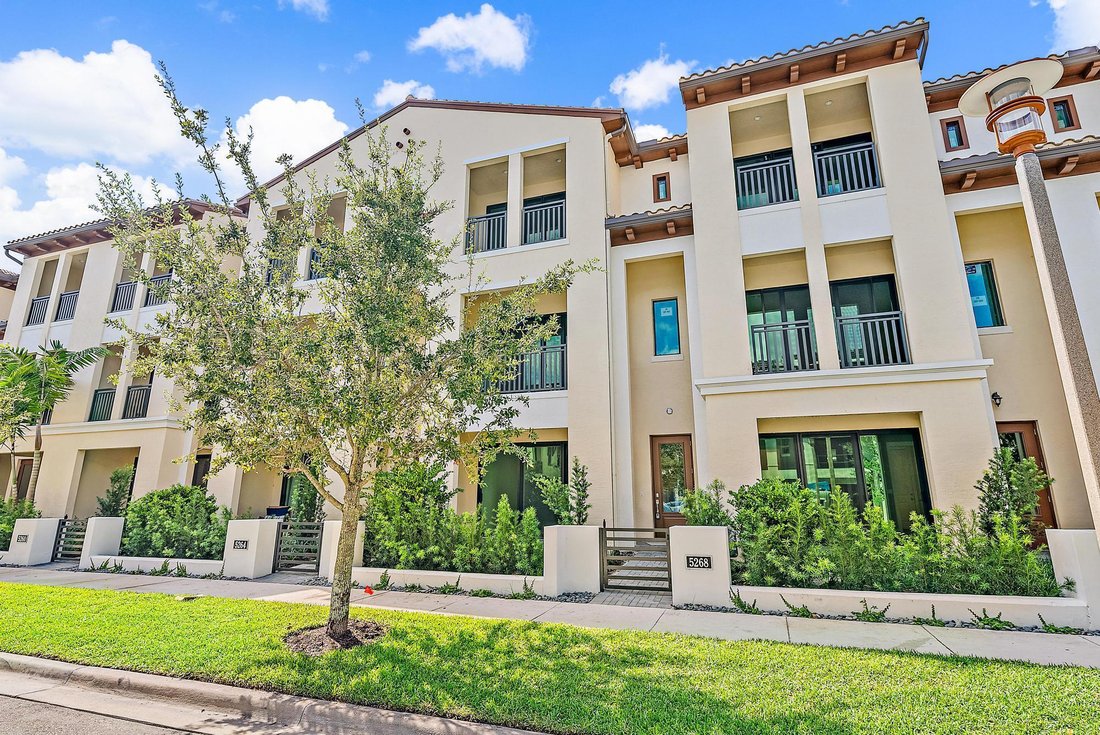 Townhouse in Palm Beach Gardens, Florida, United States 1 - 18565290