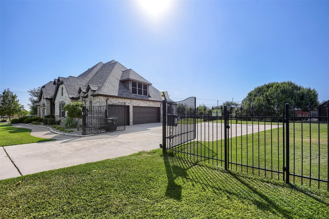 House in Fort Worth, Texas, United States 3 - 18562691