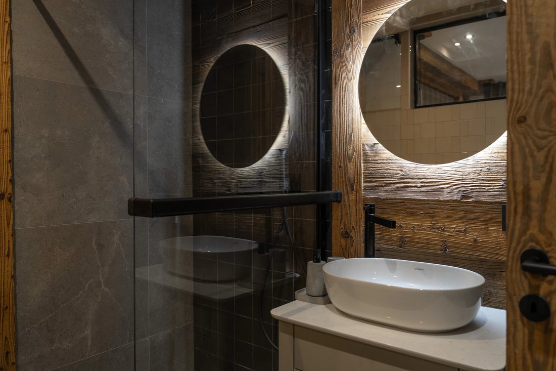 Chalet in Châtel, Auvergne-Rhône-Alpes, France 4 - 18559870