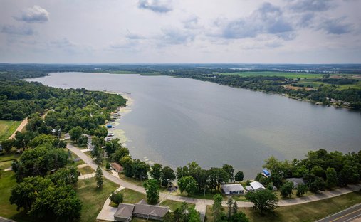 Casa en Burtrum, Minnesota, Estados Unidos 1