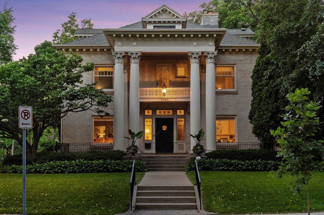 House in Minneapolis, Minnesota, United States 1 - 18564634
