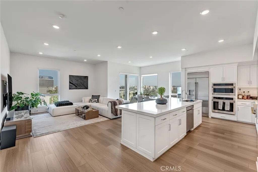 Condo in Irvine, California, United States 3 - 18559384