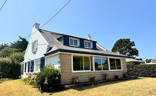 House in Ouest, Quiberon, France 1
