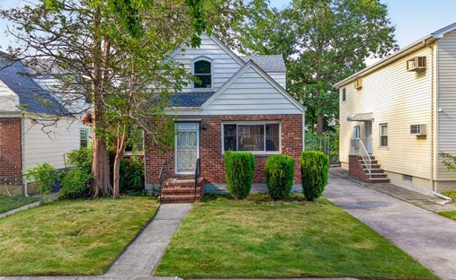House in New York, New York, United States 1